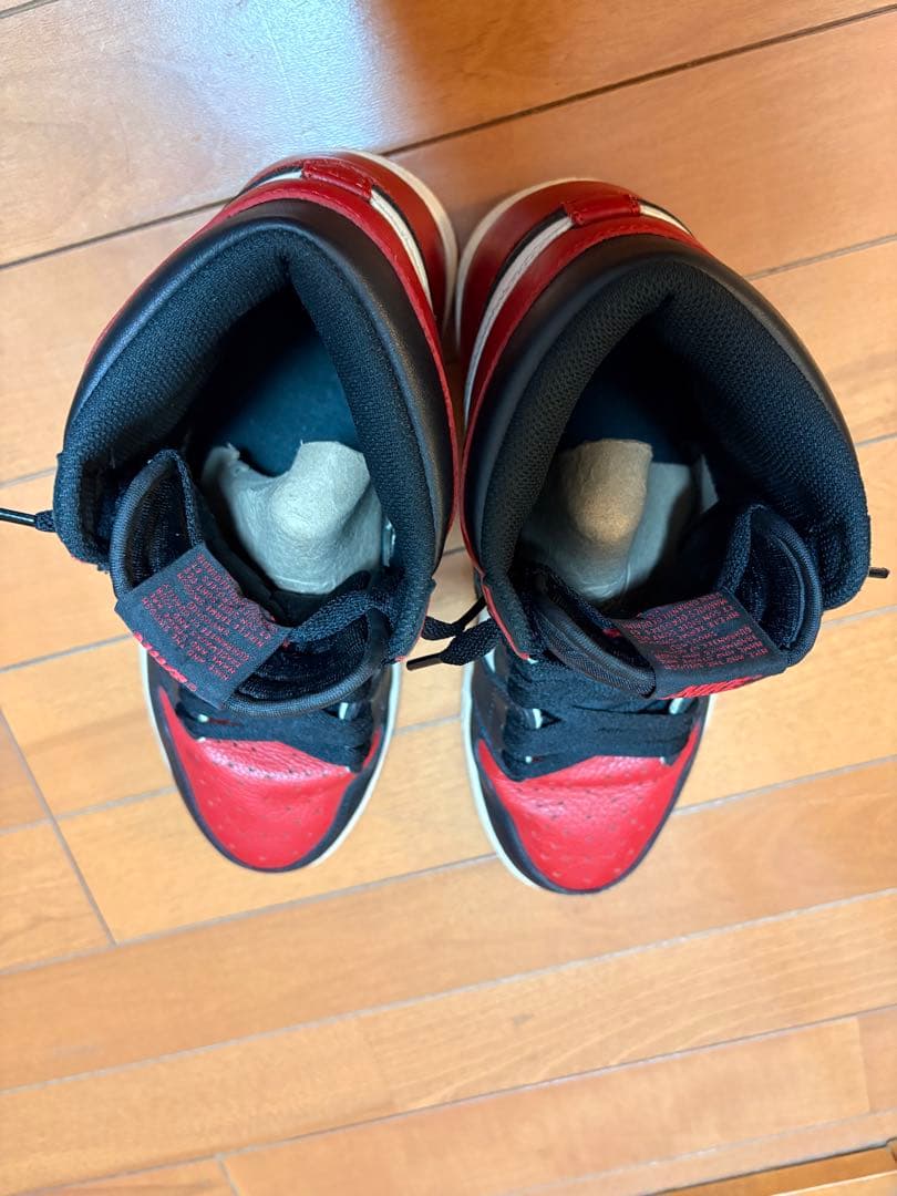 Nike Air Jordan 1 赤/黒/白　555088-610