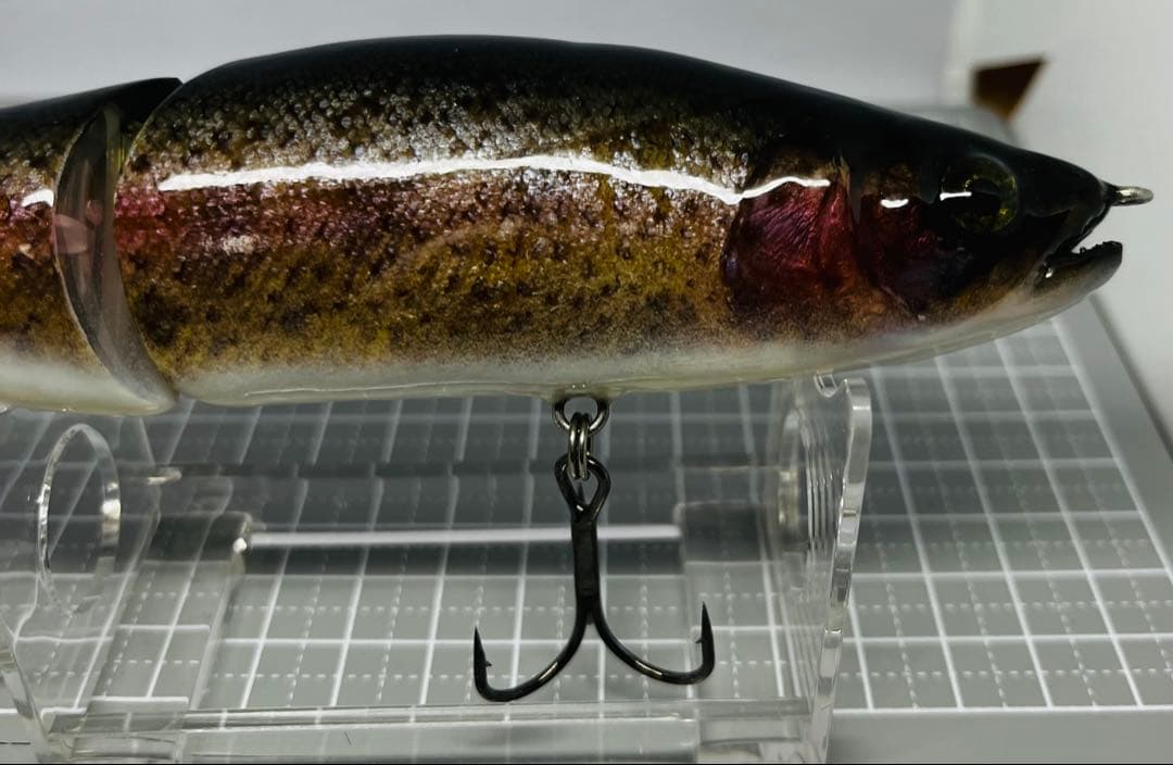 フレッシュベイトルアーズ　ジョインテッドクロー178 魚皮カスタム