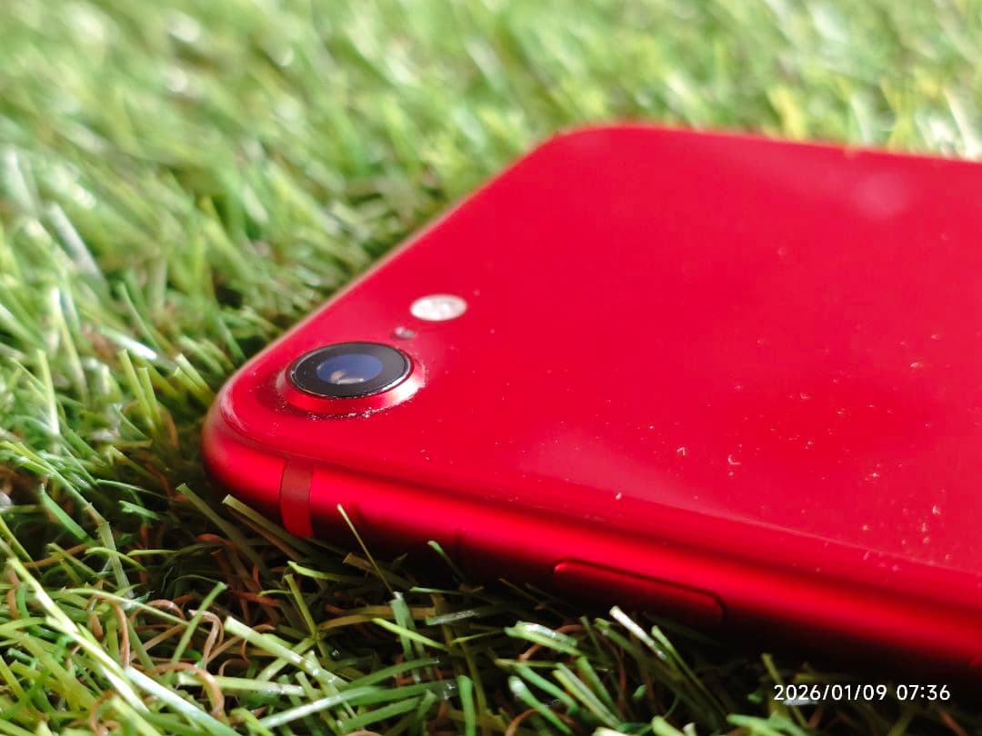 Apple iPhone SE (第3世代) レッド