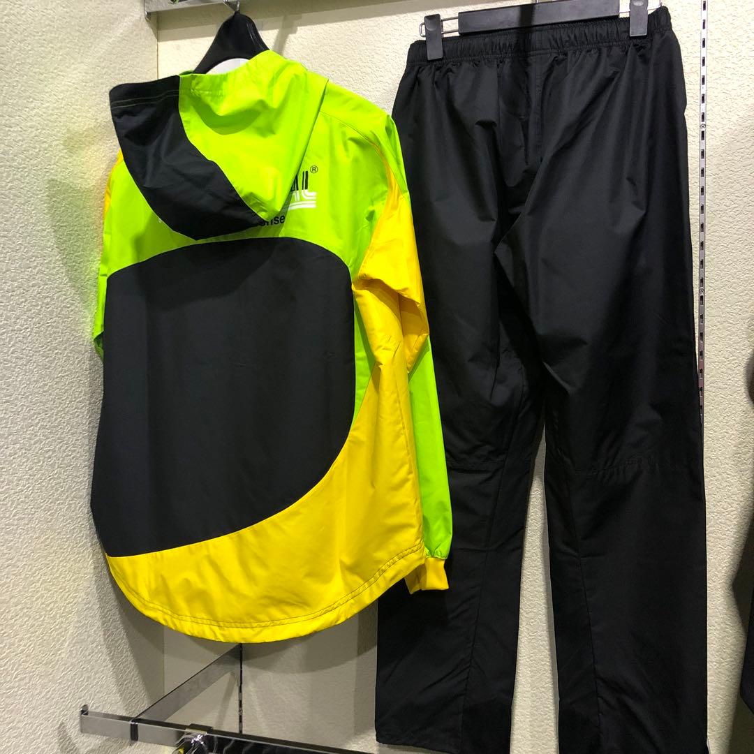 アスレタパンタナルピステ上下新品