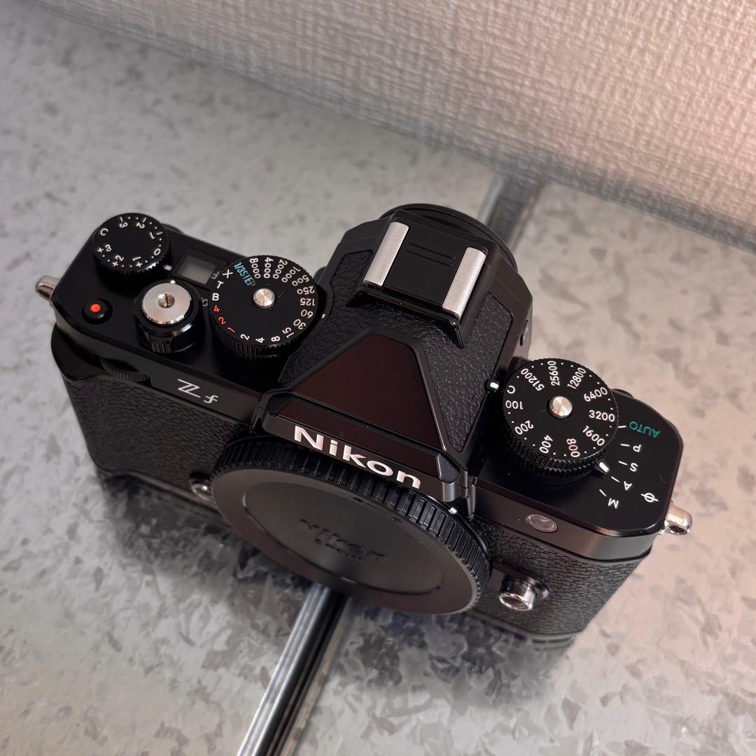 【美品】Nikon Zf 本体　ボディ