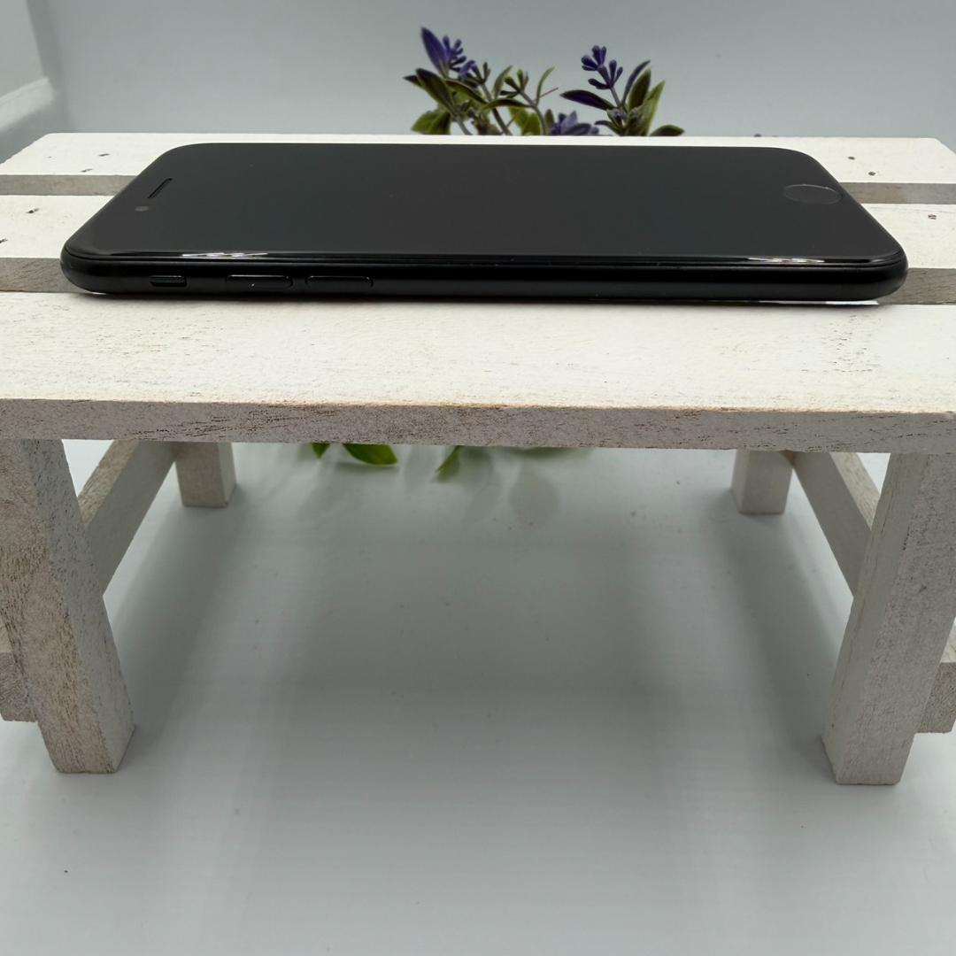 iPhone SE第3世代 64GB ミッドナイト 411