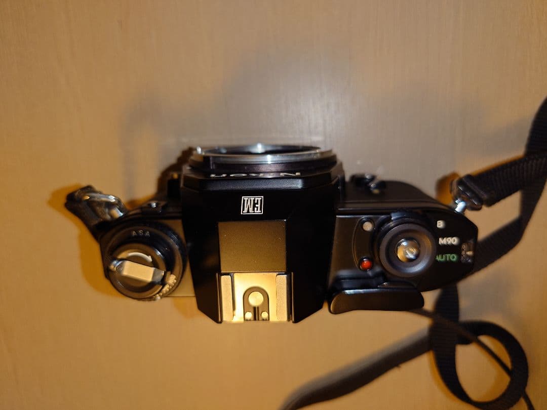 白*木様 Nikon EMとFG一眼レフカメラ Nikkor28㍉F3.5レンズ