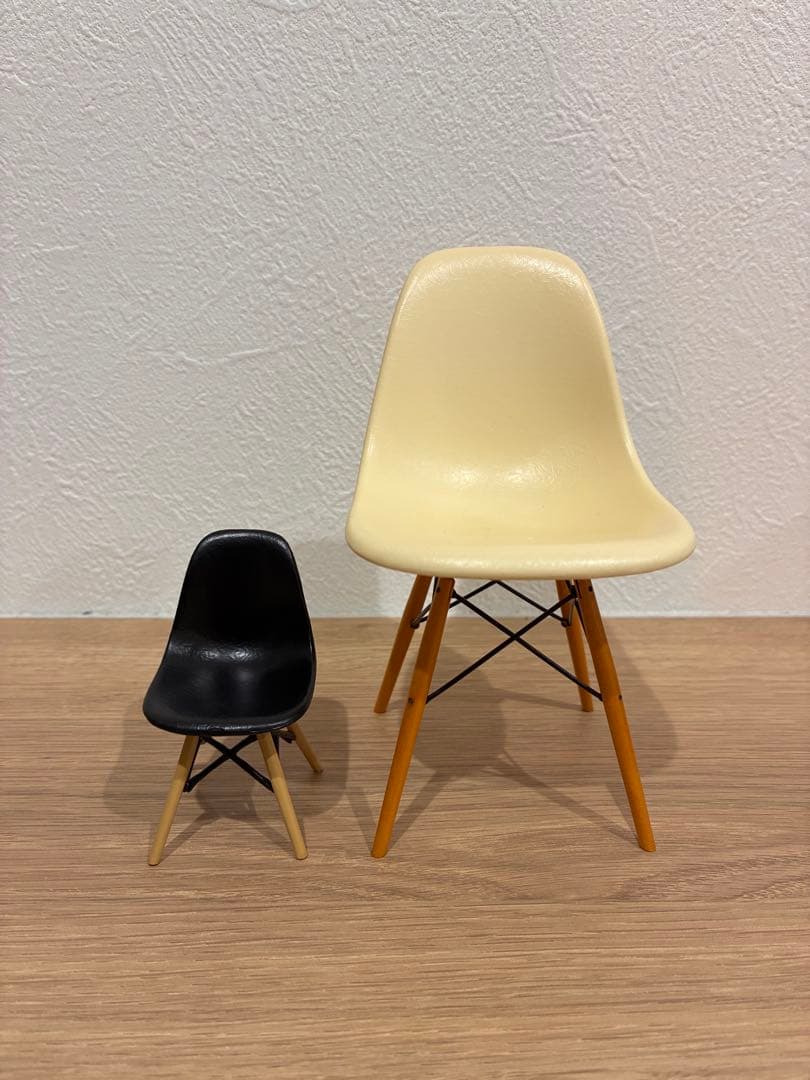 置物 Vitra Design Museum Eams shell chair