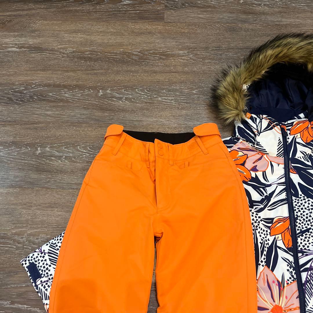 ROXY キッズ ウェア　未使用　130から140 ボード　女の子　ロキシー