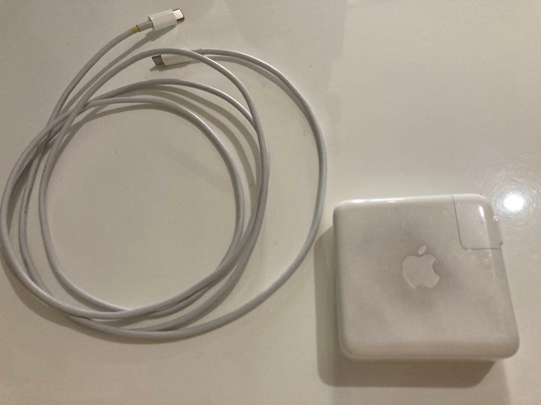 MacBook Pro 13インチ　corei5 2020 8GB 512GB