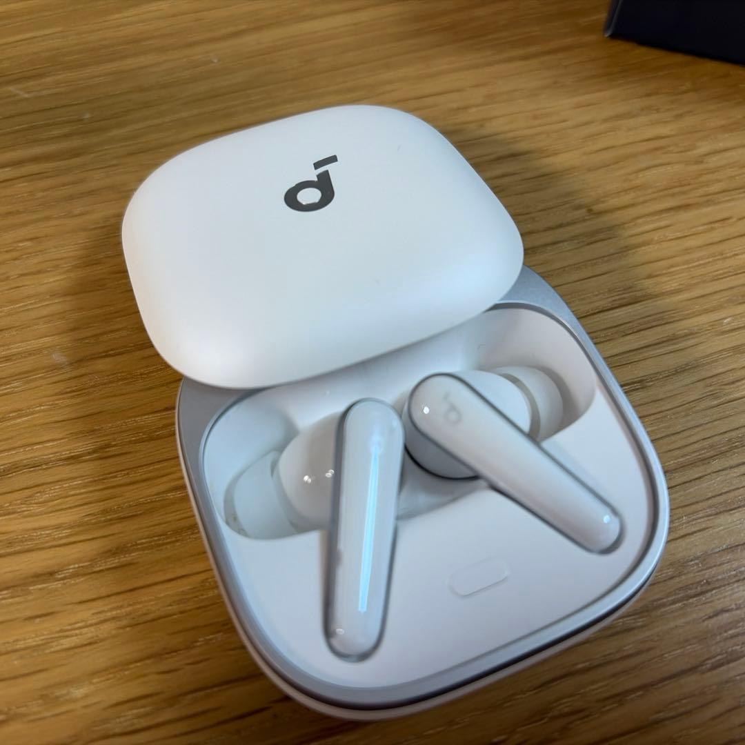 Anker soundcore Liberty 5ワイヤレスイヤホン ホワイト