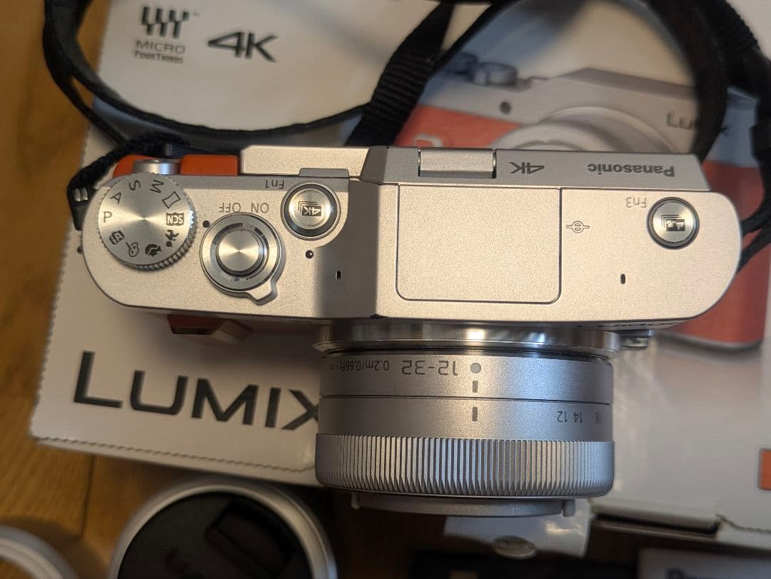 Panasonic LUMIX GF90 ダブルレンズキット オレンジ＋ガイド本