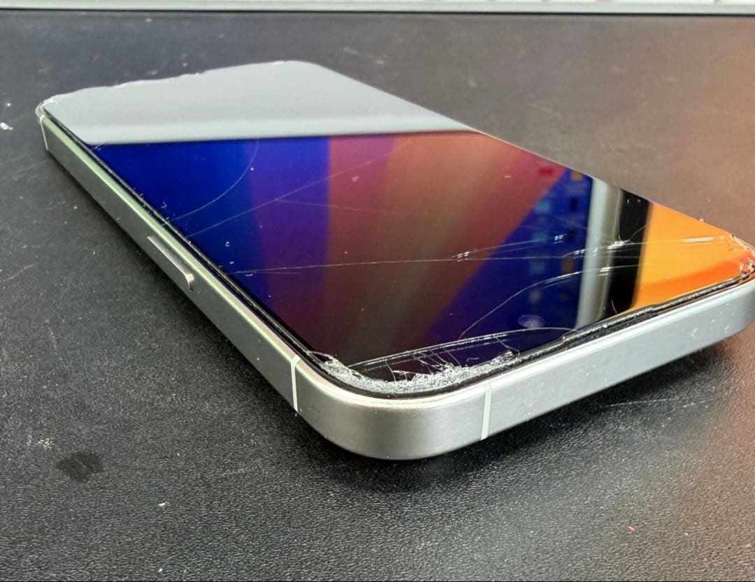 iPhone15 pro 256GB ホワイト （SIMフリー）