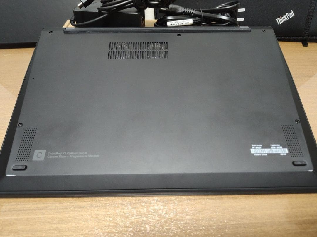 【最終値下げ】Lenovo ThinkPad X1 Carbon gen9