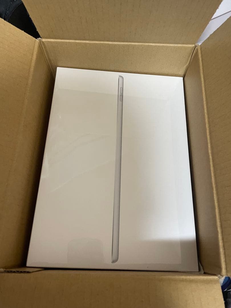 【新品未使用未開封】Apple iPad (第9世代) 64GB Wi-Fi