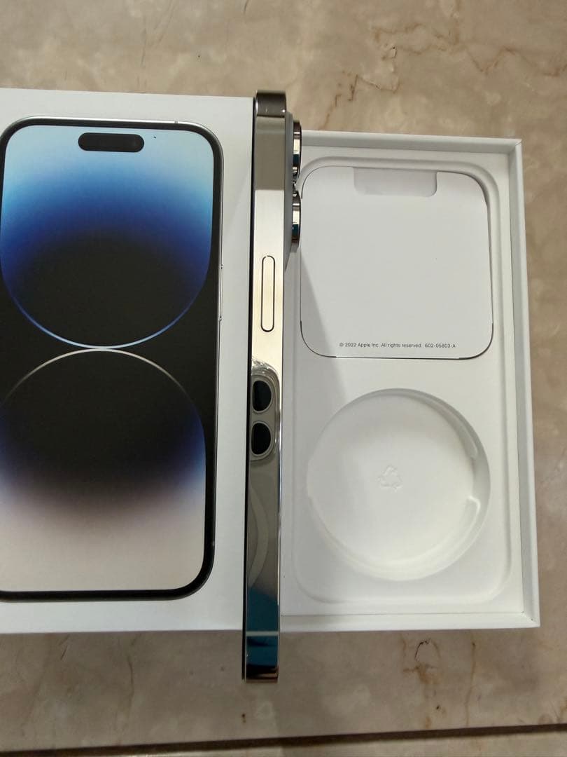 Apple iPhone 14 Pro 128GB シルバー SIMフリー