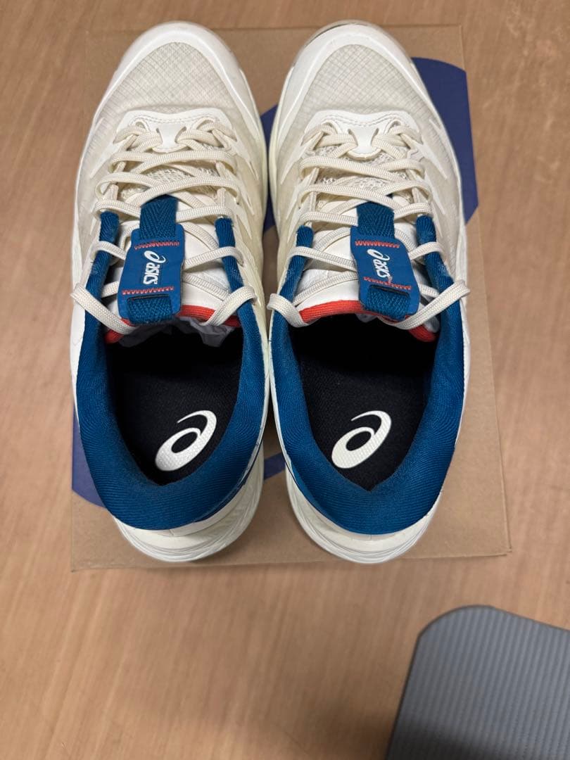 26.0㎝　asics UNPRE ARS low2