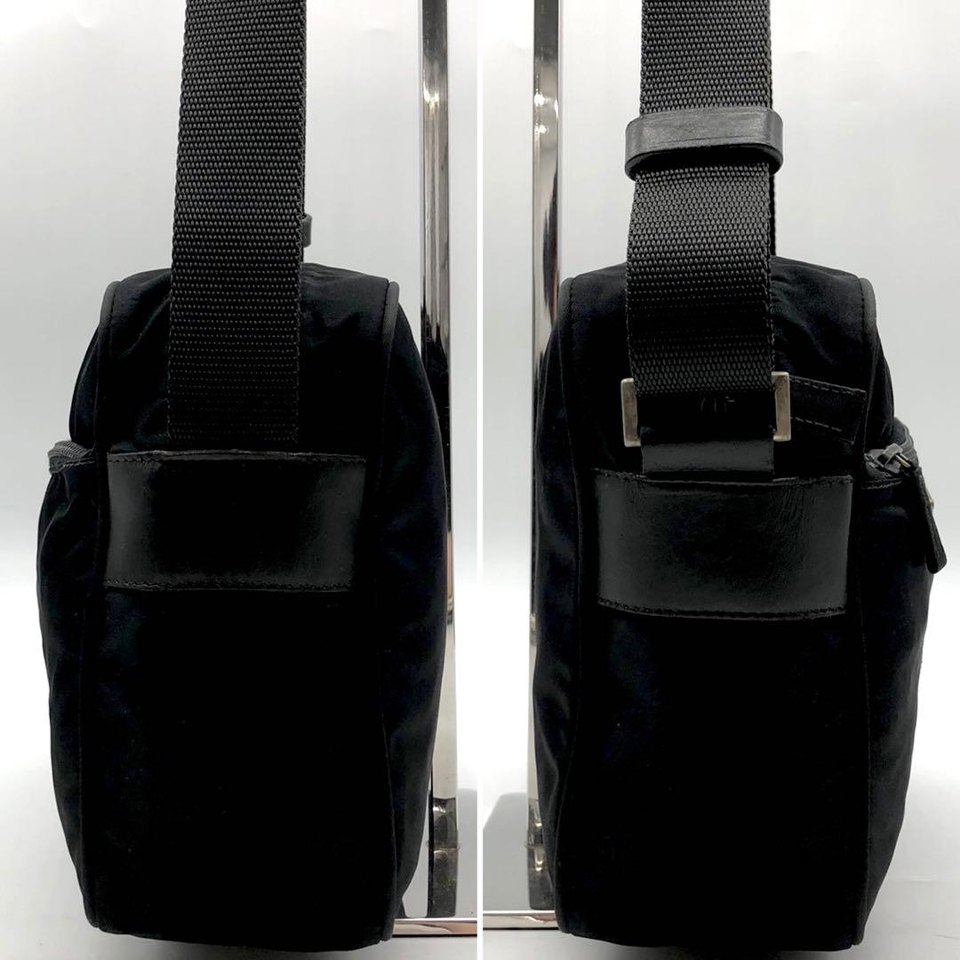 ✨美品✨プラダ ショルダーバッグ 三角ロゴ シルバー金具 ナイロン レザー 黒