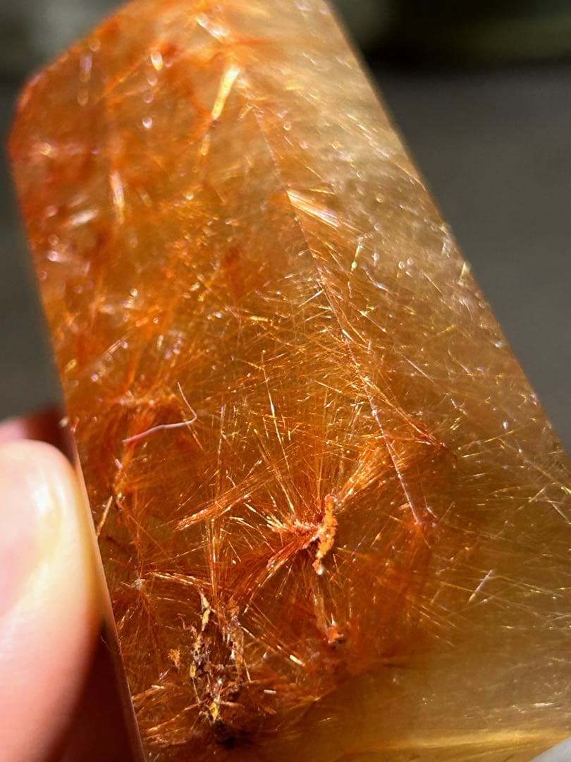 ☆最高品質！帝王秘宝！超希少！オレンジ　ゴールド　ルチル　原石　六角柱