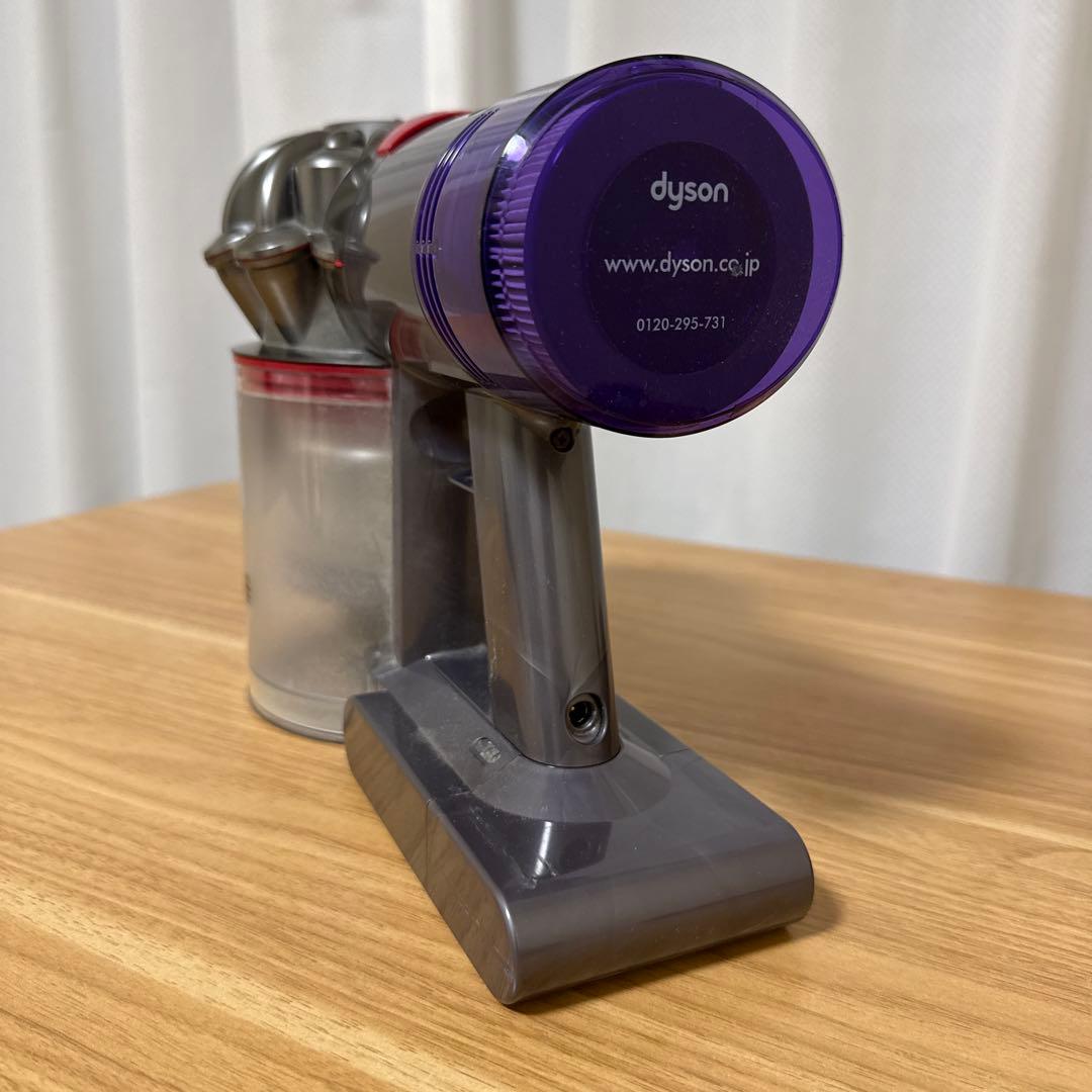 す*ね様 [美品] Dyson V8 Slim Fluffy+ 掃除機