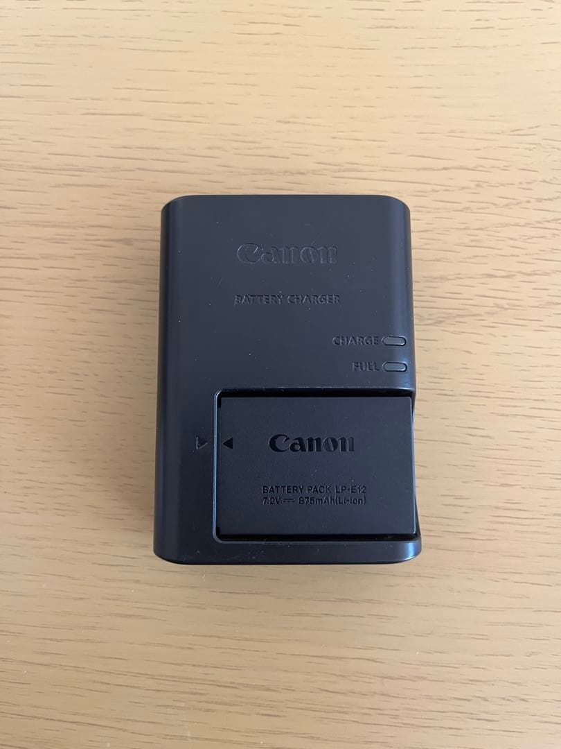 【三脚付き】Canon EOS M100 ミラーレス一眼 ホワイト