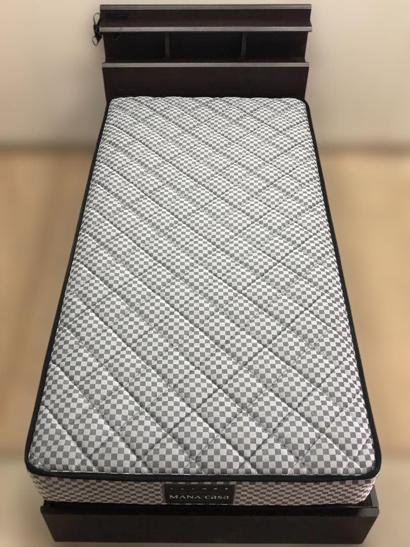 送料無料【収納付・マットレスセット】マナベ シングル 宮棚コンセント1024-2