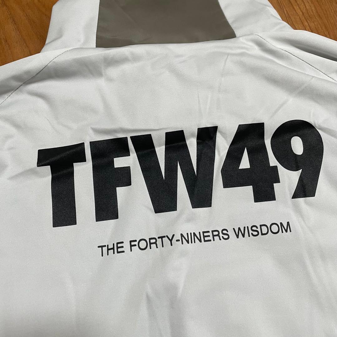 定価4.6万　TFW49 フルジップブルゾン　ホワイト　L ゴルフ