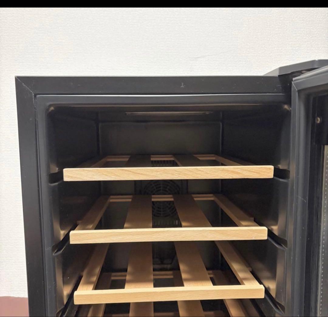 ワインセラー18ボトル　BWC-018PS コンパクトモデル