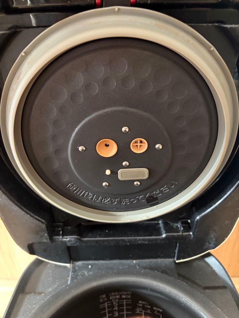 TIGER 圧力IH炊飯ジャー JPC-G100 カップ　しゃもじ