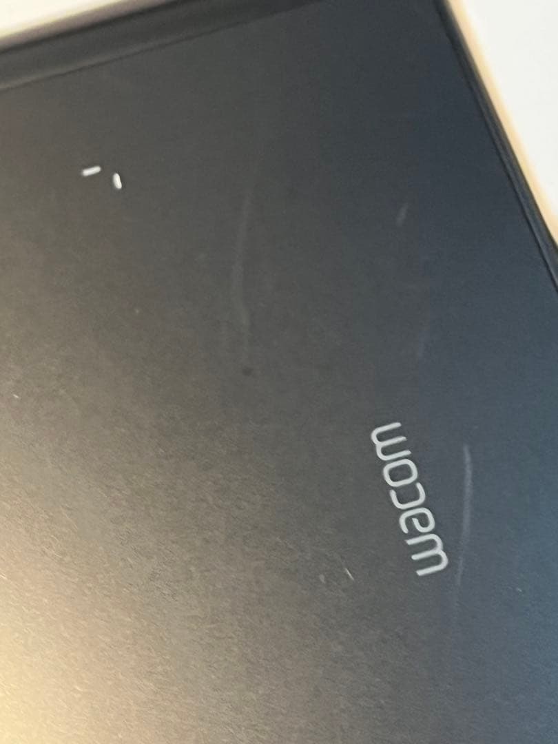 a*i様 wacom intuos pro ペンタブ ワコム　PTH-660