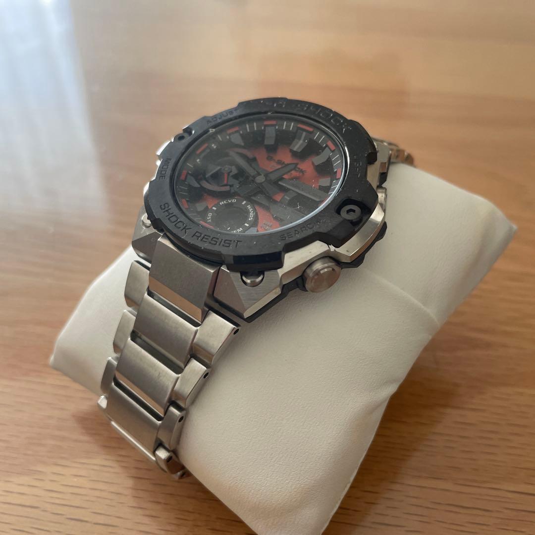 G-SHOCK デジタル腕時計 ブラック/レッド