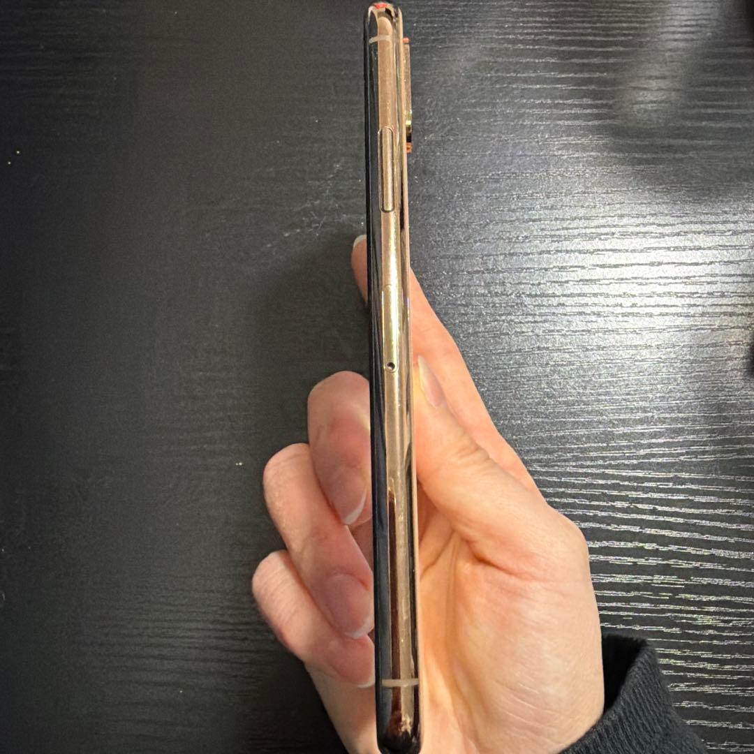 Apple iPhone Xs ゴールド 本体 256G
