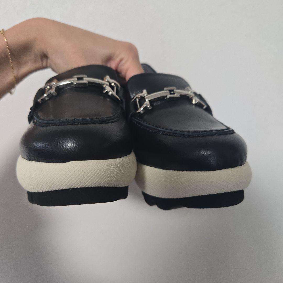 専用【新品未使用】ヒルズアヴェニュー　フラットシューズ　21.5センチ