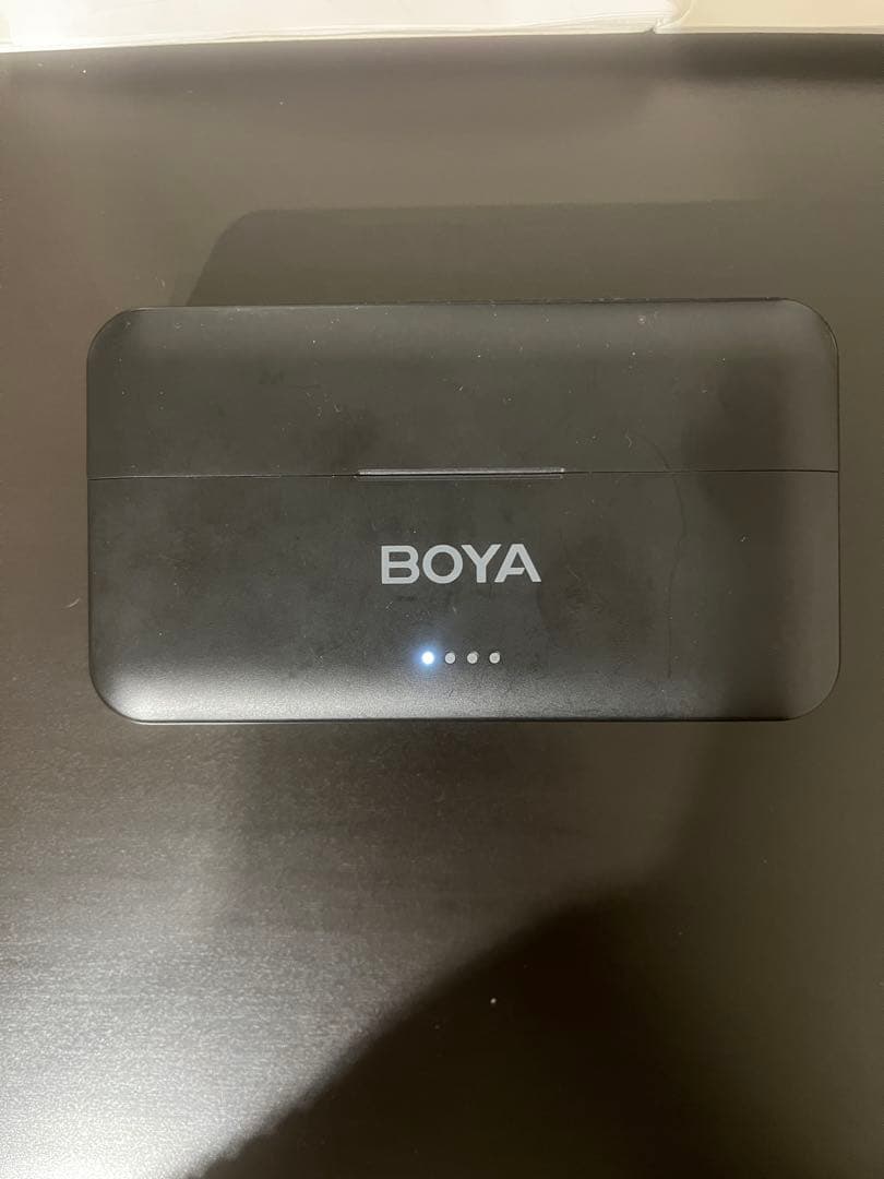 4人同時収録ワイヤレスマイクBOYA 充電ケース付き