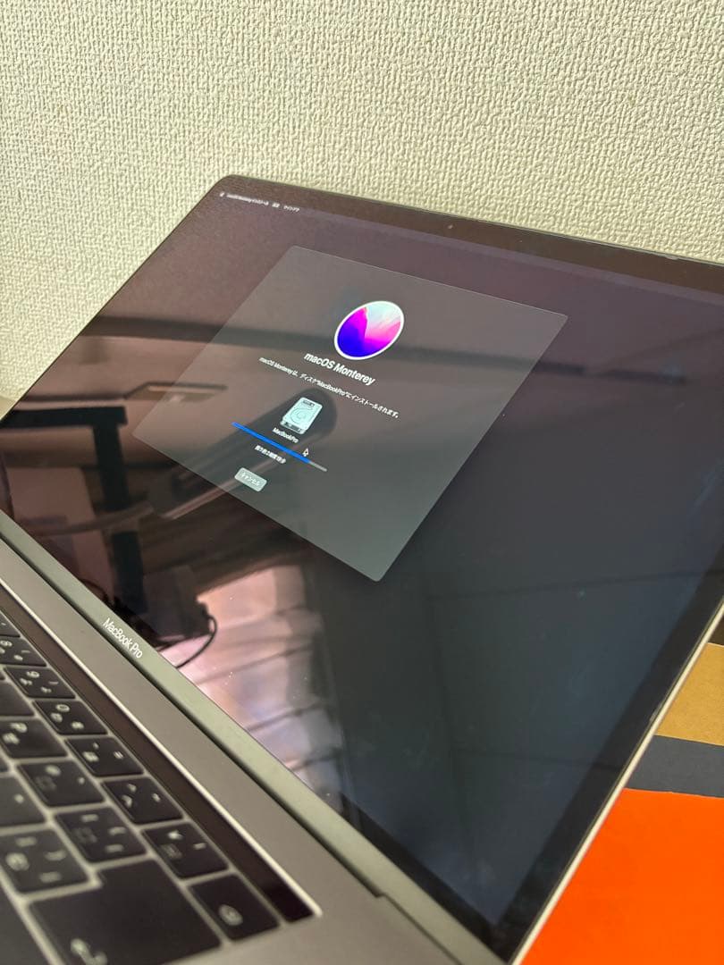 MacBook Pro 15インチ (2016) 本体