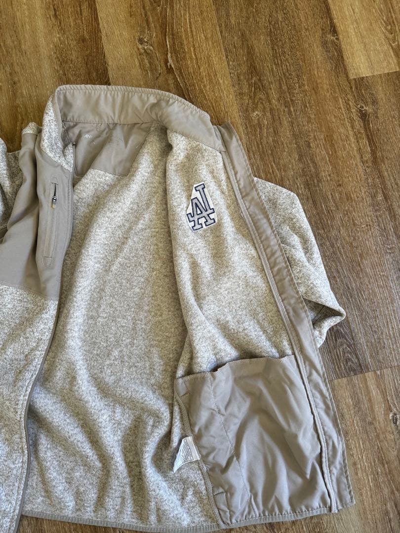 ロサンゼルス　ドジャース　フリース　ジャケット　米国購入　新品