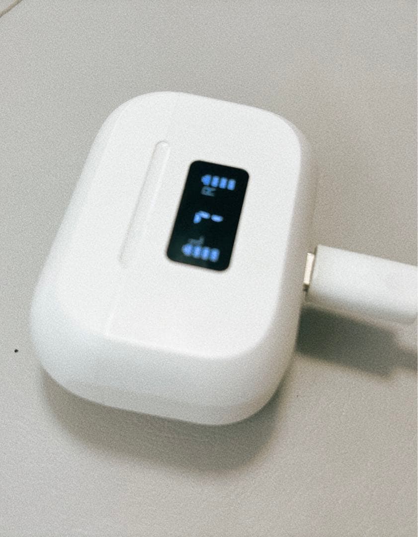 ♡◎ ワイヤレスイヤホン　ホワイト　白