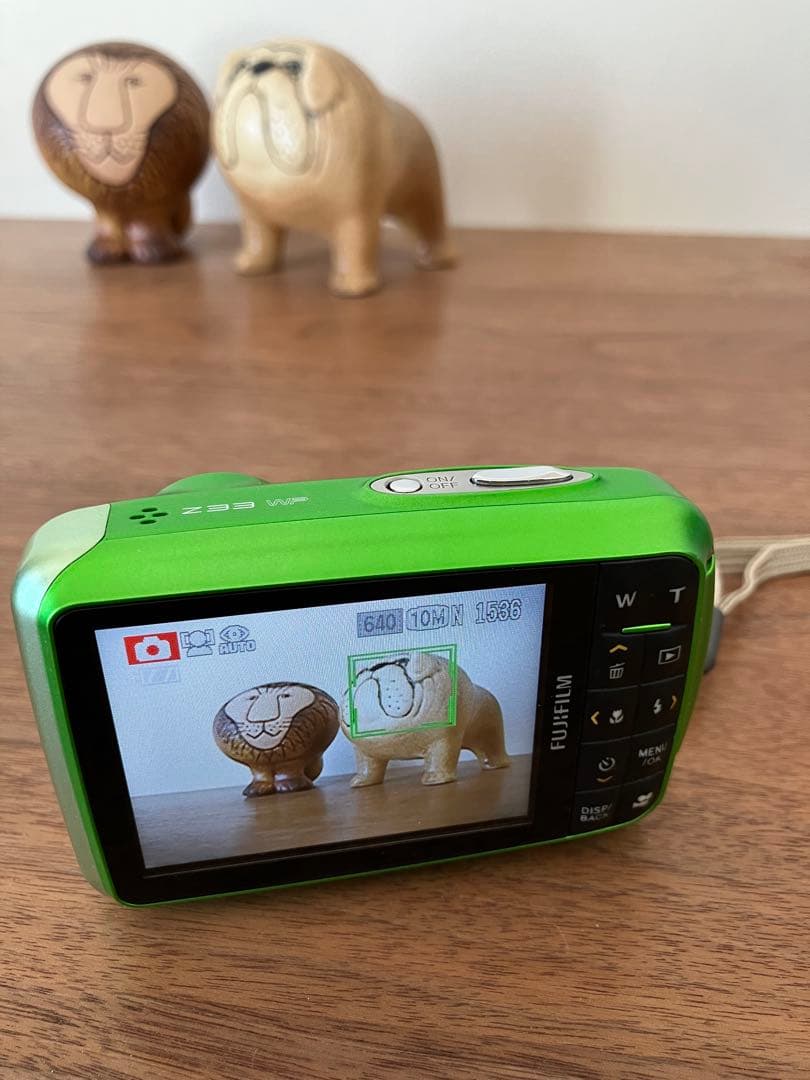 Fujifilm FinePix Z33WP グリーン