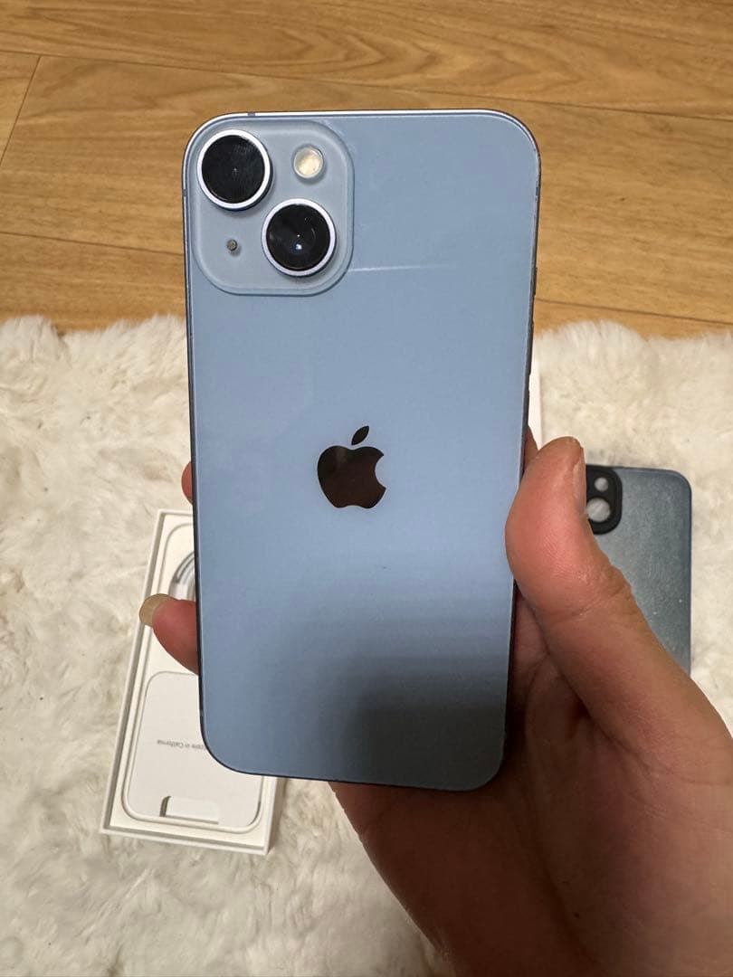 iPhone 14 Simフリー