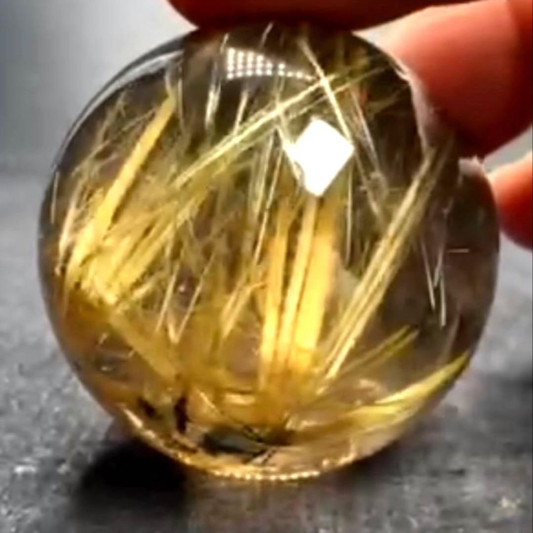 超絶綺麗✨40mm ゴールドタイチンルチルクォーツ　丸玉　スフィア　金針水晶