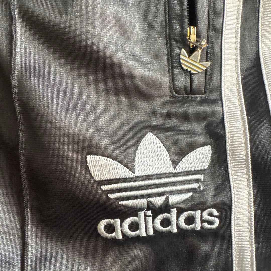 adidas ストライプ ジャージ　トラックパンツ 黒