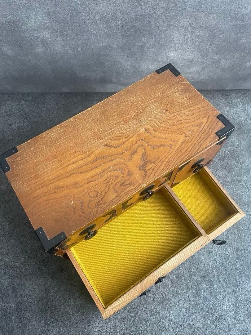 昭和レトロな木製小箪笥
