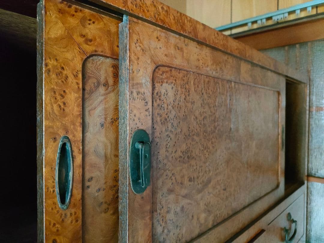 レトロな箪笥　横94cm 高さ163cm 奥行43cm