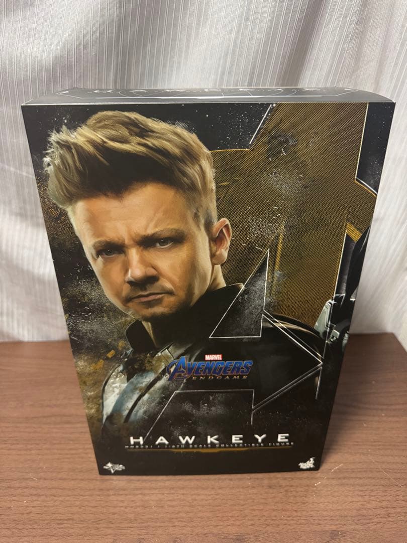 ホットトイズ　ホークアイ1/6 フィギュア アベンジャーズエンドゲーム