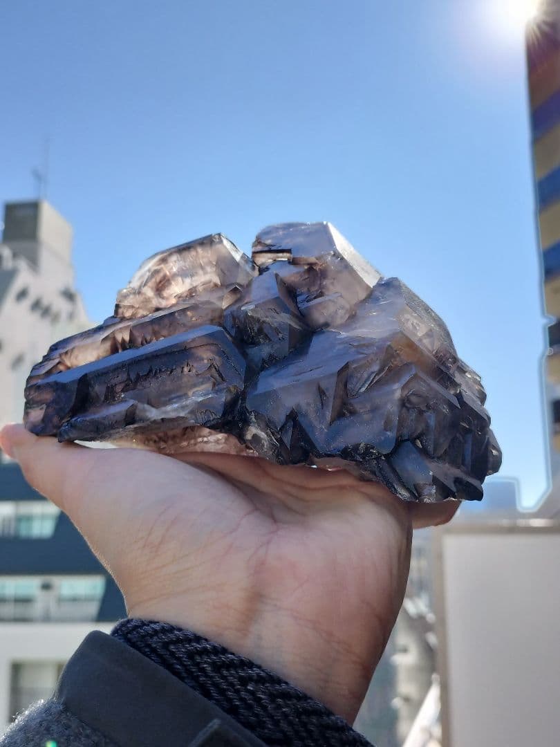 スモーキーエレスチャルクォーツ　金色のきらめき