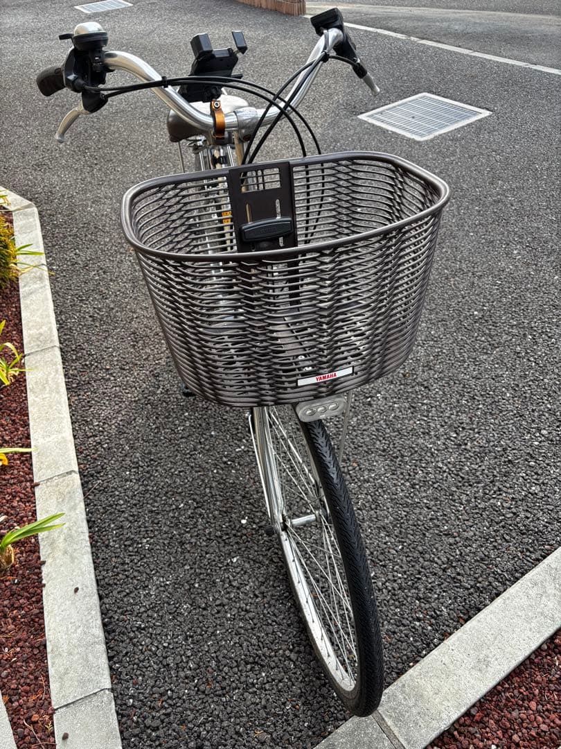 YAMAHA電動アシスト自転車 26インチ スマホホルダー付き　送料込み