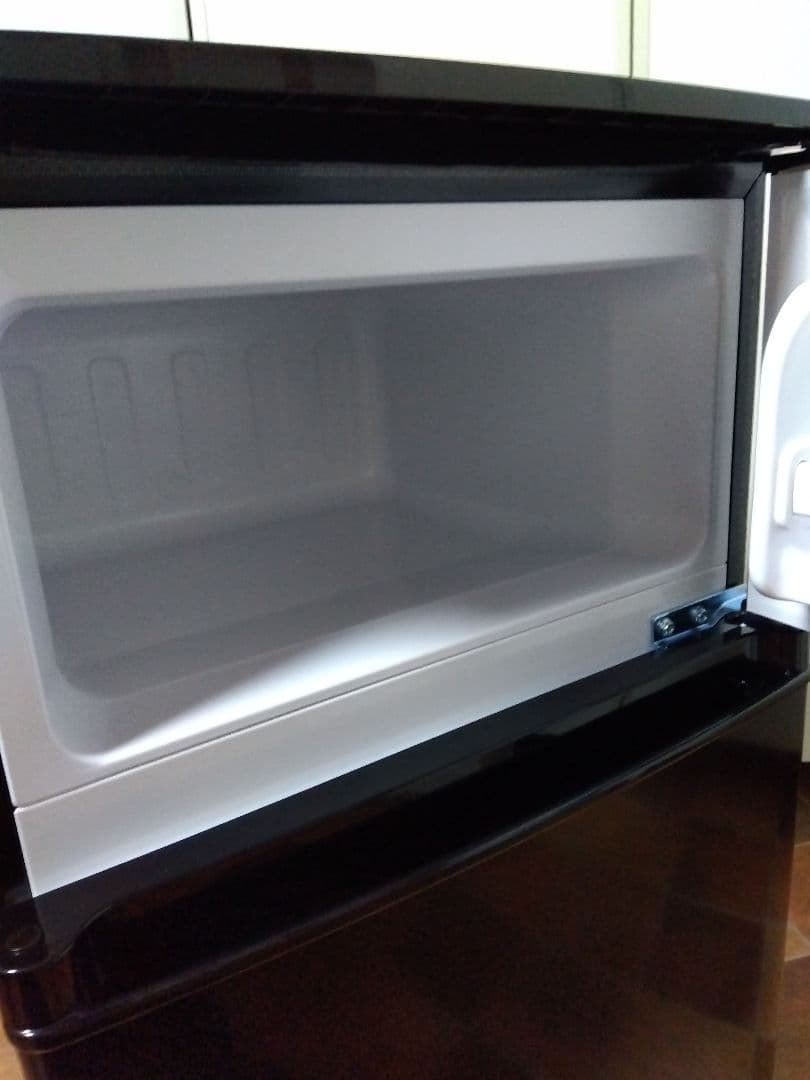 美品 ヤマダ 2ドア冷蔵庫 REFAGE YRZ-C09MK 2025年製