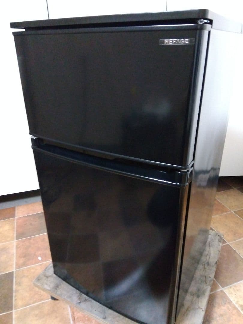 美品 ヤマダ 2ドア冷蔵庫 REFAGE YRZ-C09MK 2025年製