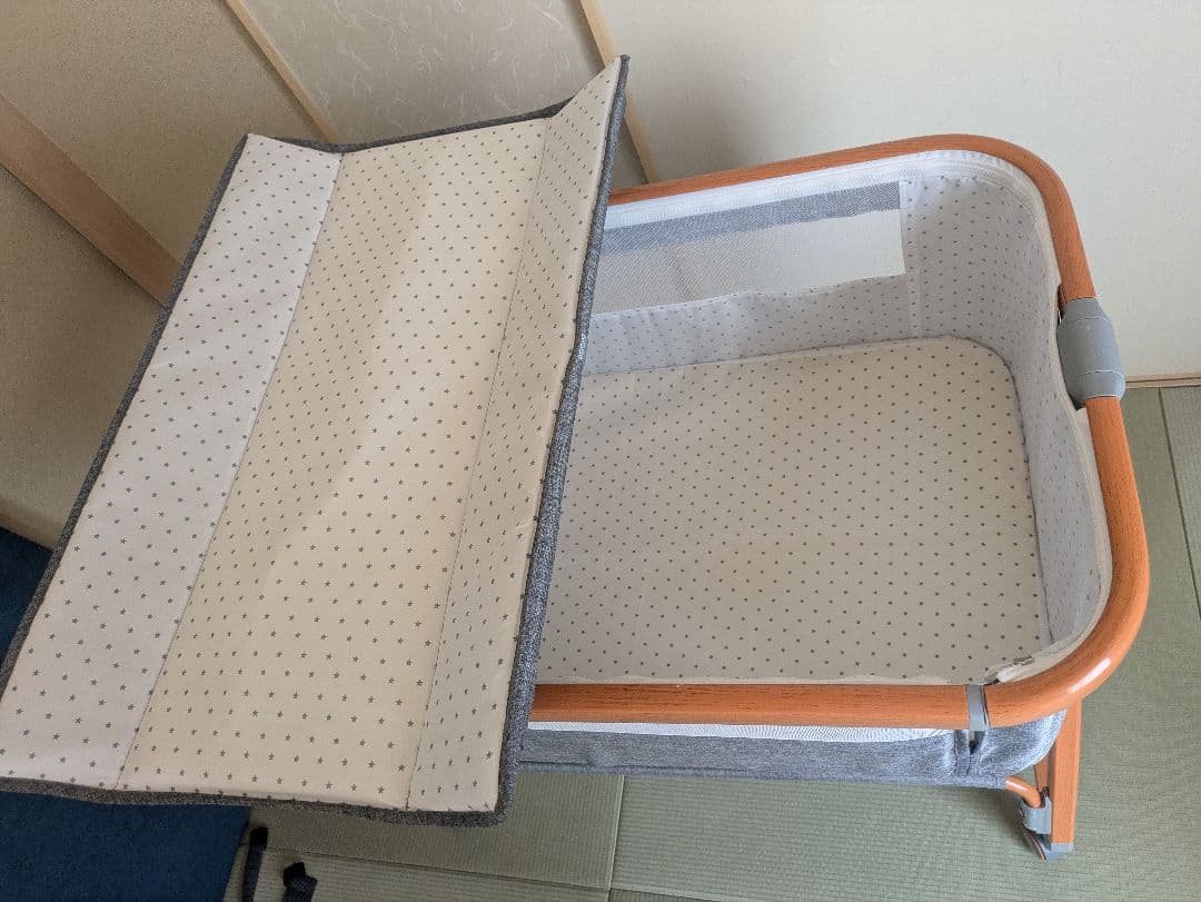 【送料込み】ベビーベッド グレー 高さ調整可能 ゆりかご 蚊帳付き