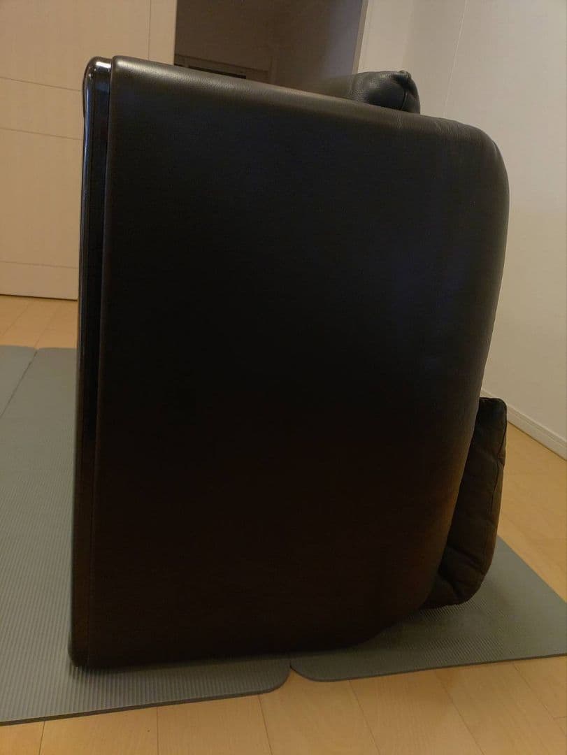 カッシーナ・マラルンガ黒革 ブラックレザー 2人掛けソファ