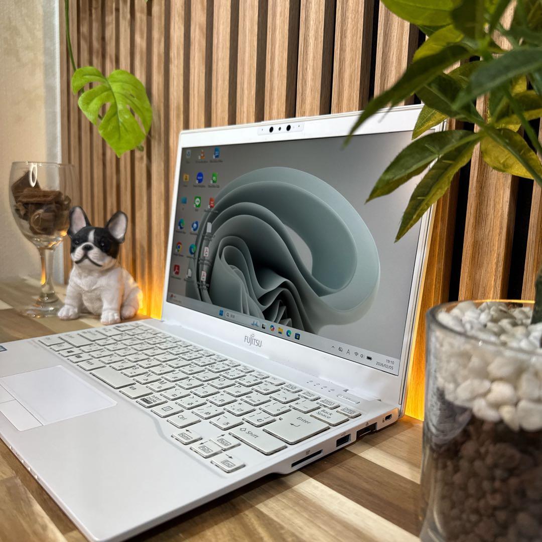 希少タッチパネル式‼️LIFEBOOK☘️最高峰i7☘フルHD☘ノートパソコン