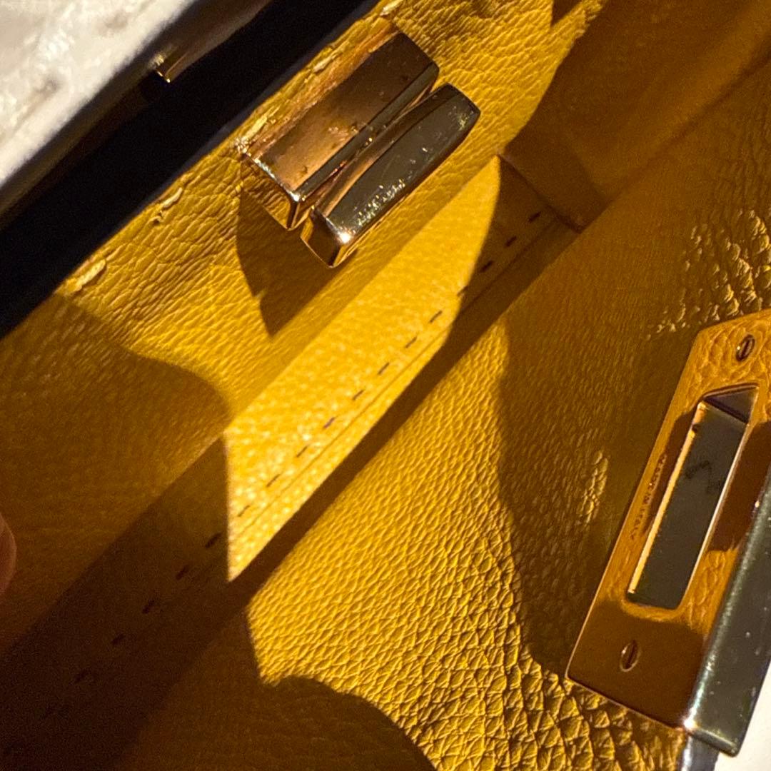 FENDIピーカブーアイコニックエッセンシャリー,ワンダーズキーホルダー　セット