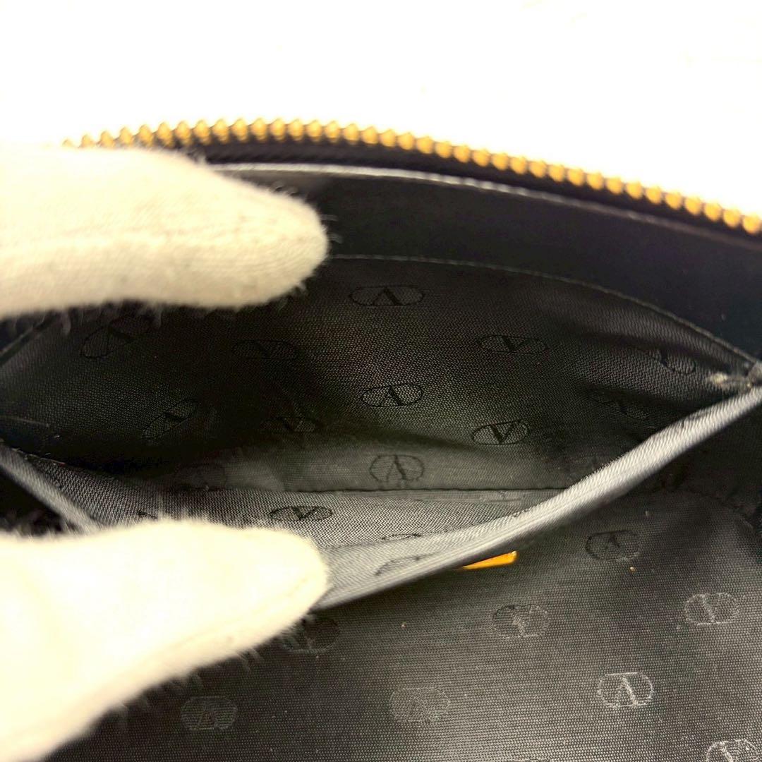 ヴァレンティノガラヴァーニ バニティ ハンドバッグ レザー ブラック チャーム