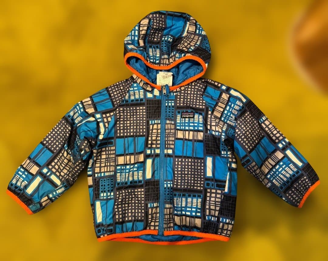 patagonia　キッズ　スノーウエア　Baby 3T　青紺柄